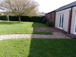 Photo 9- click for photo gallery